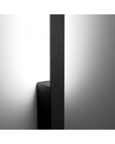 Wandleuchte LAHTI M schwarz 4000K